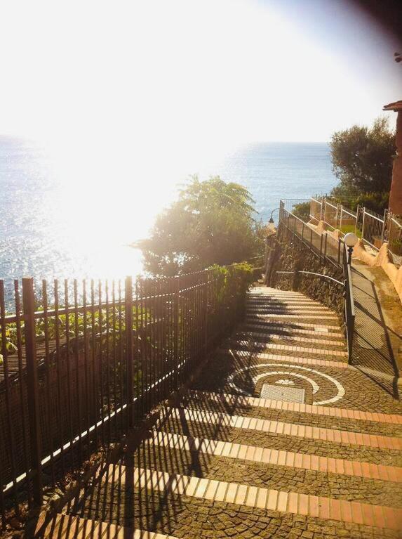 Ferienwohnung “L'Alcova Delle Sirene” Bergeggi Exterior foto